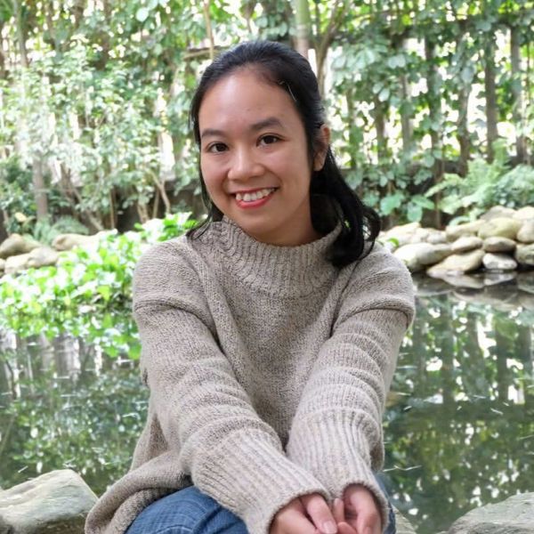 Ảnh chân dung Linh Phan